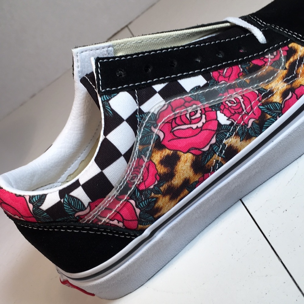 NWT Vans Old Skool Low Top in Rose/Animal/Checkers Women’s 7 - Picture 6 of 9